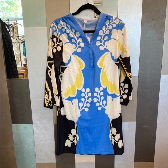 Dresses & Skirts - NWT Blue and Yellow Floral Dress
